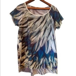 Vanilla Sugar Feather Printed Short Sleeve Top